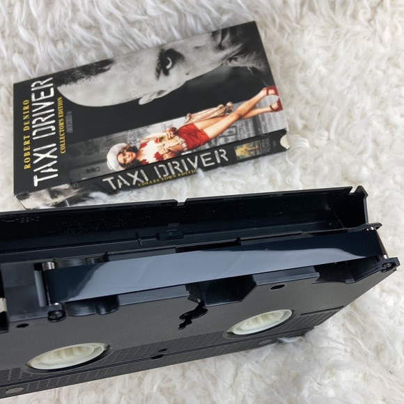 Columbia Pictures Collectors Edition Taxi Driver VHS Tape VTG - Picture 8 of 8